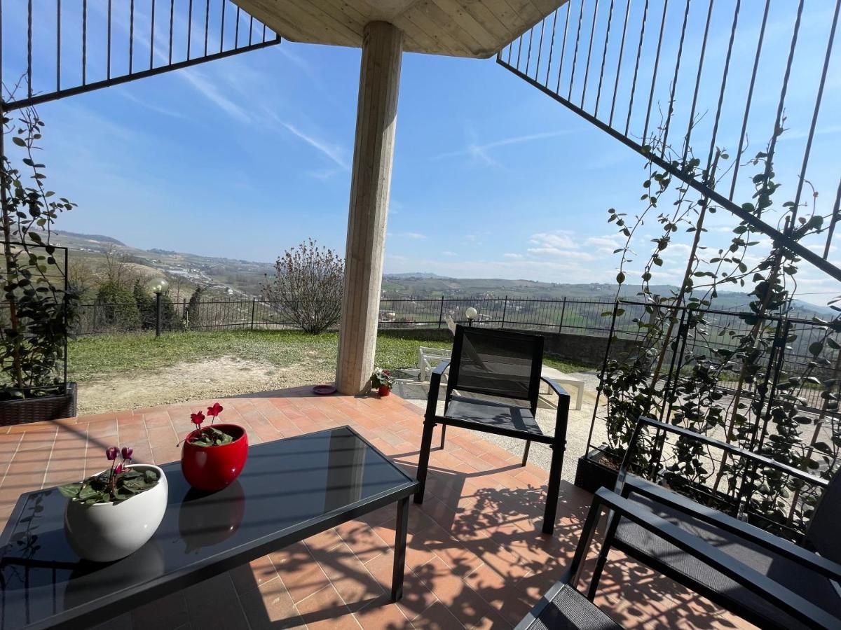 Maison Younesco - Villa Indipendente Exclusive Castagnole delle Lanze Bagian luar foto