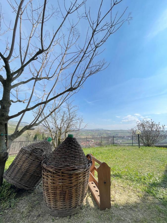 Maison Younesco - Villa Indipendente Exclusive Castagnole delle Lanze Bagian luar foto