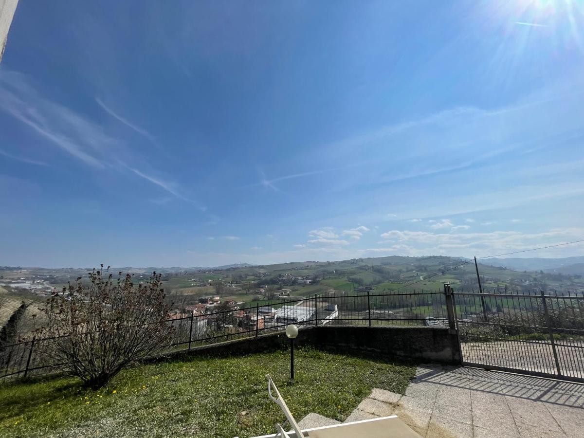 Maison Younesco - Villa Indipendente Exclusive Castagnole delle Lanze Bagian luar foto