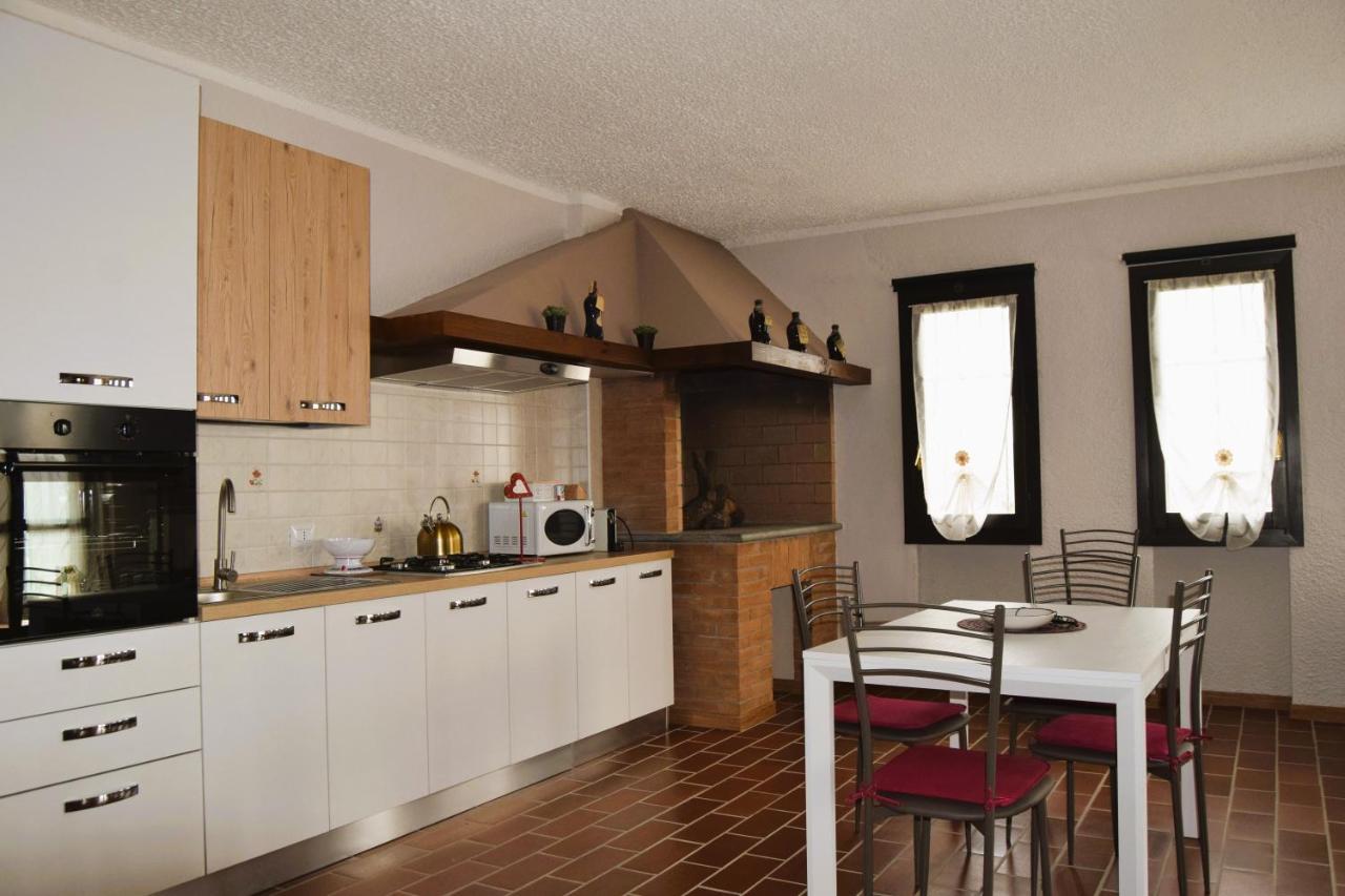 Maison Younesco - Villa Indipendente Exclusive Castagnole delle Lanze Bagian luar foto