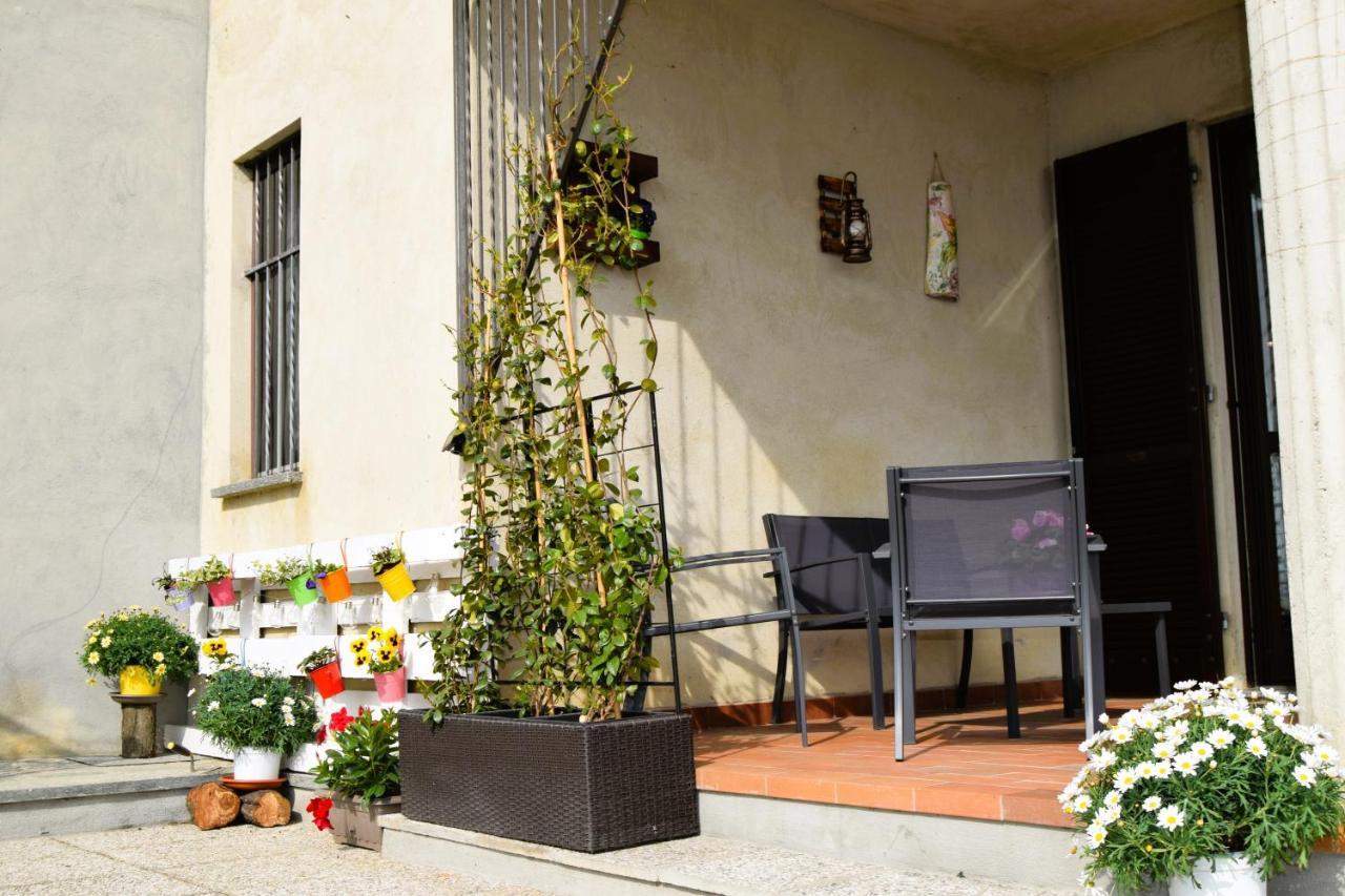 Maison Younesco - Villa Indipendente Exclusive Castagnole delle Lanze Bagian luar foto