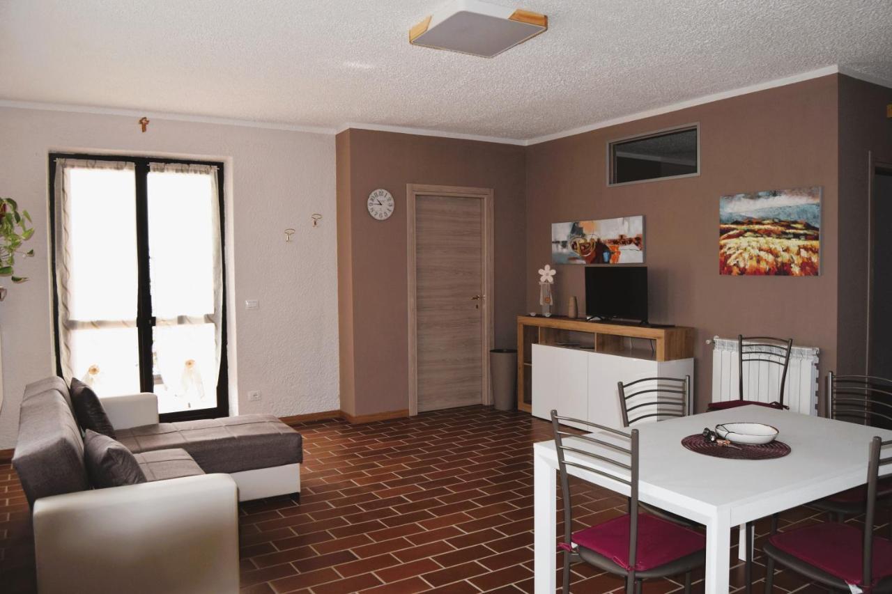 Maison Younesco - Villa Indipendente Exclusive Castagnole delle Lanze Bagian luar foto