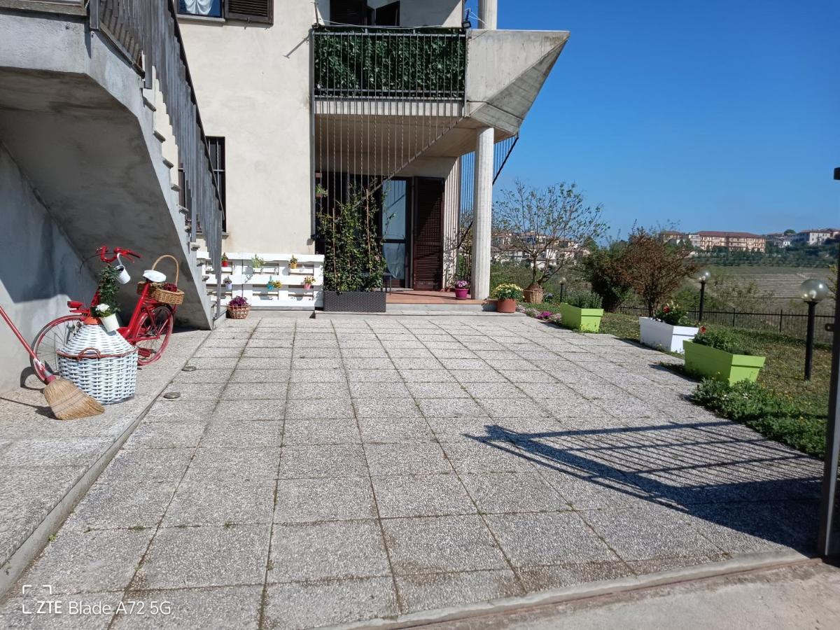 Maison Younesco - Villa Indipendente Exclusive Castagnole delle Lanze Bagian luar foto